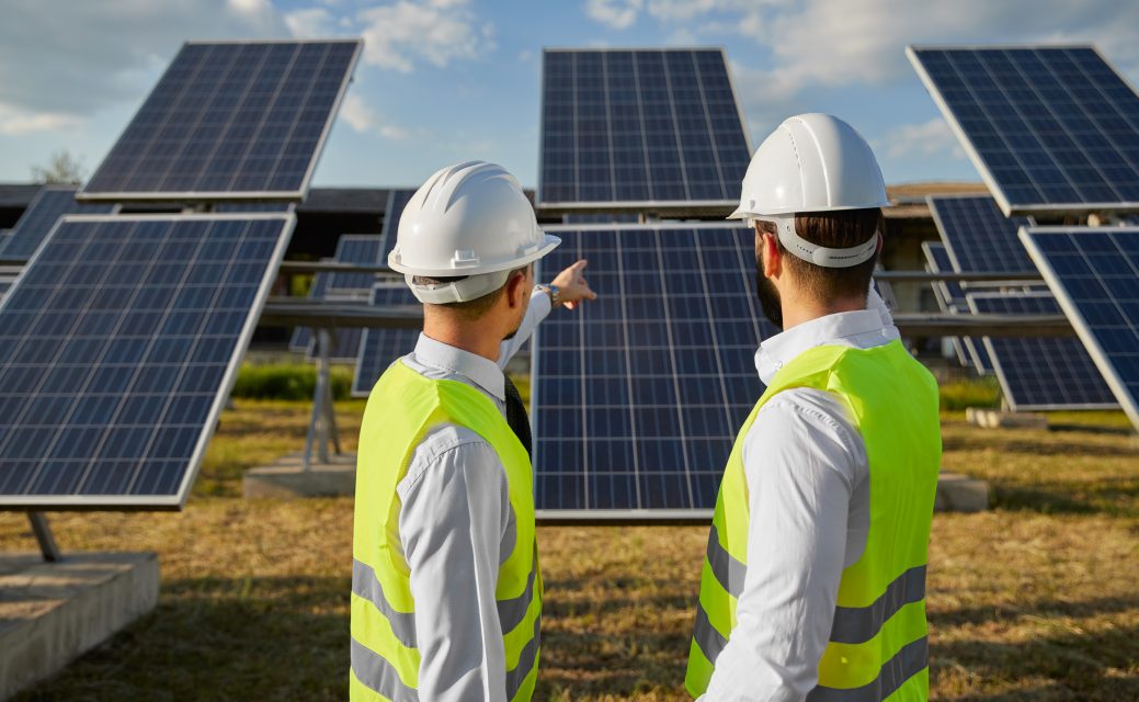 découvrez tout ce qu'il faut savoir sur le salaire des poseurs de panneaux photovoltaïques en 2023. informez-vous sur les variations de rémunération selon l'expérience, la région et les tendances du marché pour mieux comprendre les opportunités de carrière dans ce secteur en pleine expansion.
