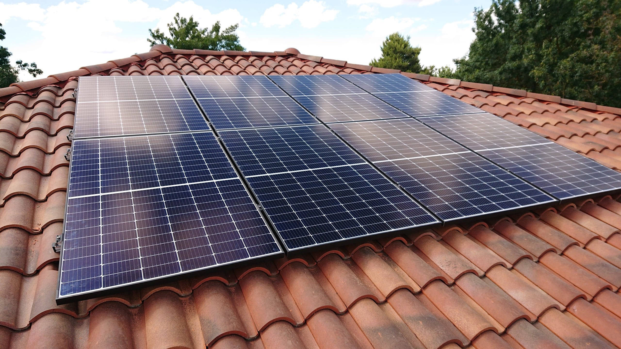 découvrez tout sur les surfaces des panneaux solaires de 3 kwc. obtenez des informations pratiques et des conseils pour optimiser l'efficacité de votre installation photovoltaïque.