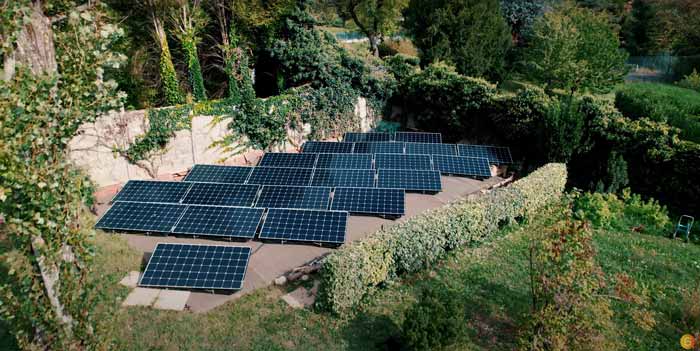 découvrez les différentes tailles de panneaux photovoltaïques disponibles sur le marché. choisissez le format idéal pour optimiser votre installation solaire et maximiser votre production d'énergie renouvelable.