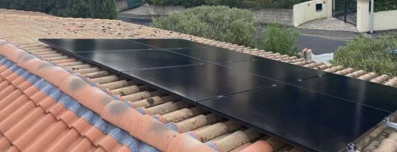 découvrez tout ce que vous devez savoir sur la tva appliquée aux panneaux photovoltaïques. informez-vous sur les taux, les exonérations et les démarches à suivre pour bénéficier d'une installation solaire avantageuse et économiquement viable.