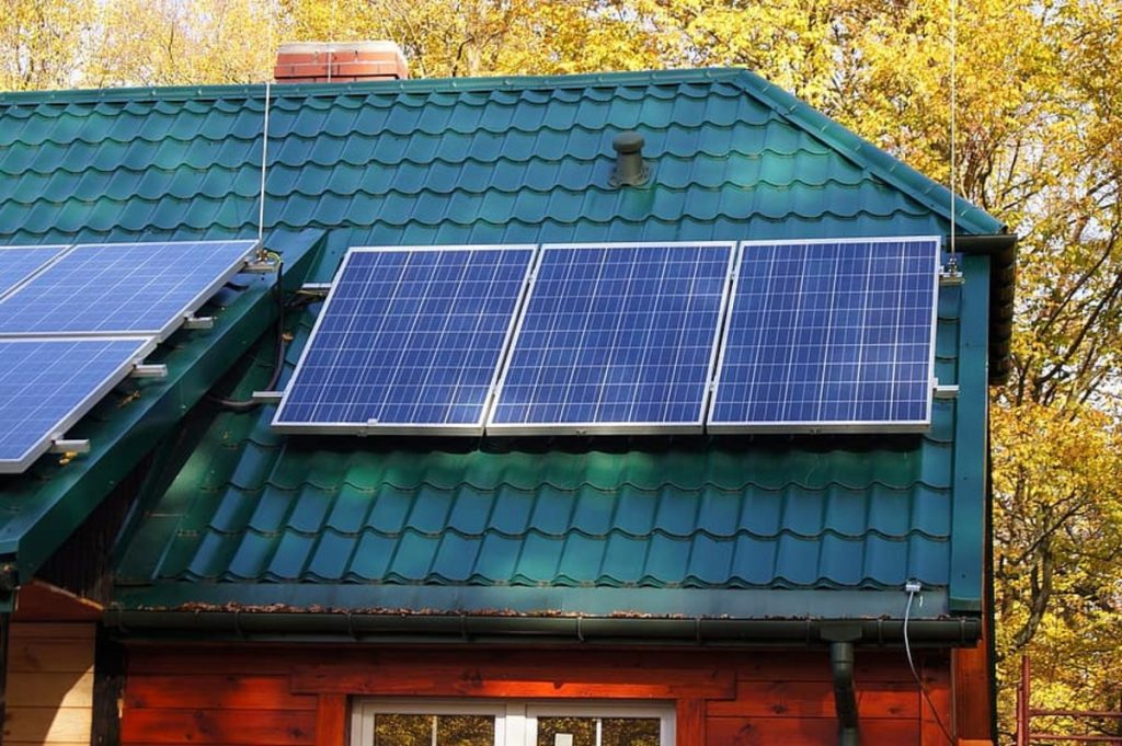découvrez comment l'installation de panneaux photovoltaïques peut augmenter la valeur de votre maison. optimisez votre patrimoine immobilier tout en contribuant à une énergie durable et respectueuse de l'environnement.