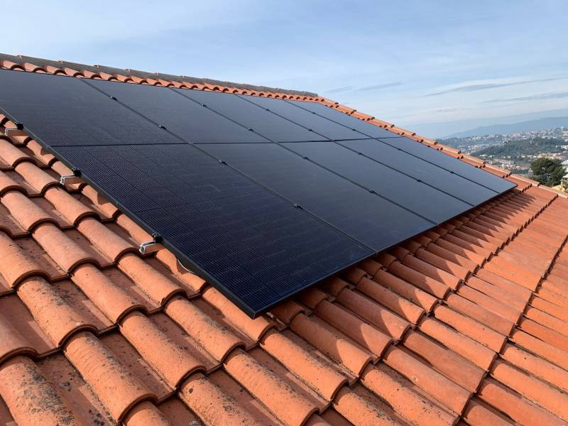 découvrez notre offre de vente de maisons équipées de panneaux photovoltaïques. profitez d'un habitat éco-responsable tout en réduisant vos factures d'énergie. investissez dans un avenir durable dès aujourd'hui !