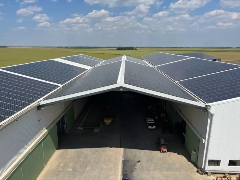 expert en panneaux photovoltaïques à questembert, nous vous accompagnons dans l'installation, la maintenance et l'optimisation de vos solutions solaires pour une énergie durable et économique.