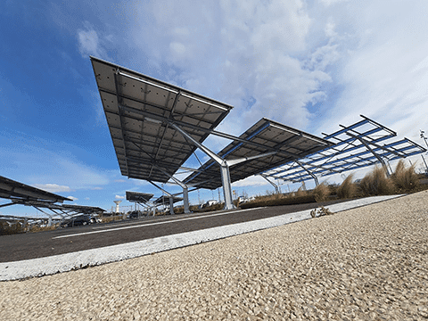 découvrez le projet innovant de centrale solaire à nîmes, une initiative durable visant à produire une énergie propre et renouvelable pour un avenir écologique.
