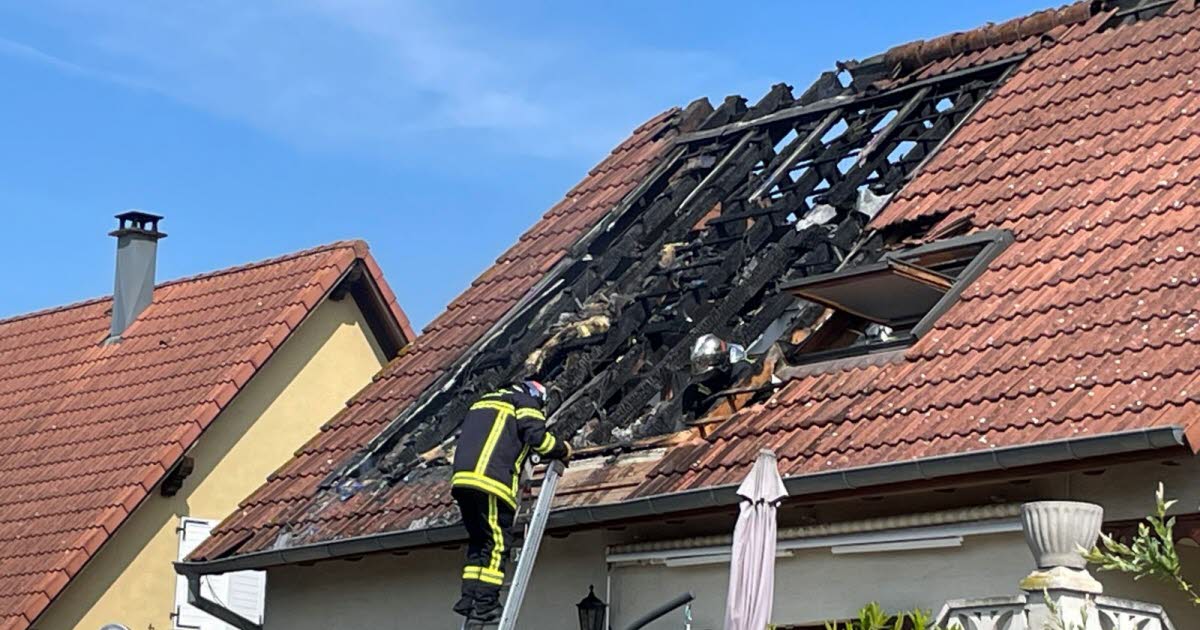 découvrez comment les pompiers s'entraînent à lutter contre les incendies impliquant des toitures solaires, afin d'assurer sécurité et efficacité lors des interventions.