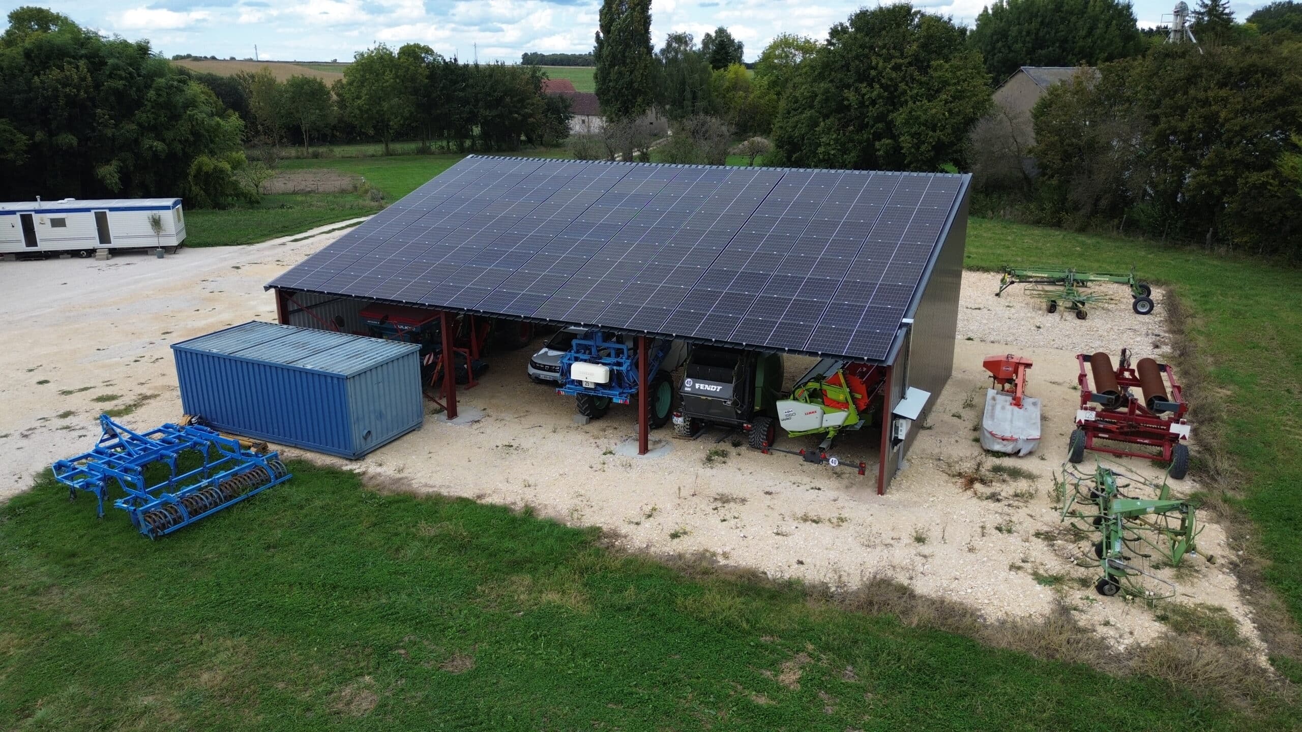 découvrez les priorités du budget 2026 axé sur l'énergie solaire, le développement des pistes cyclables et la construction d'un nouveau gymnase pour une communauté durable et active.