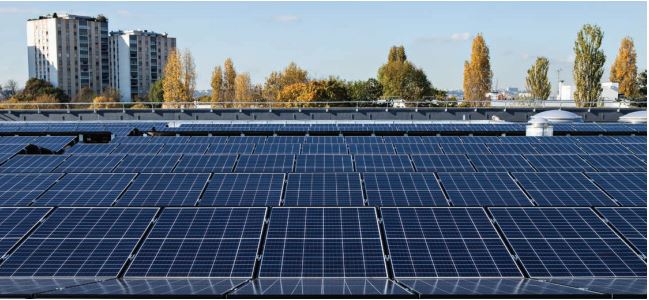 découvrez comment décathlon optimise ses parkings grâce aux panneaux solaires et à la végétalisation pour un impact environnemental réduit et un cadre plus agréable.