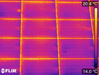 découvrez les risques d'escroquerie liés aux panneaux solaires dans les deux-sèvres et l'indre-et-loire, et apprenez à vous protéger contre les fraudes.